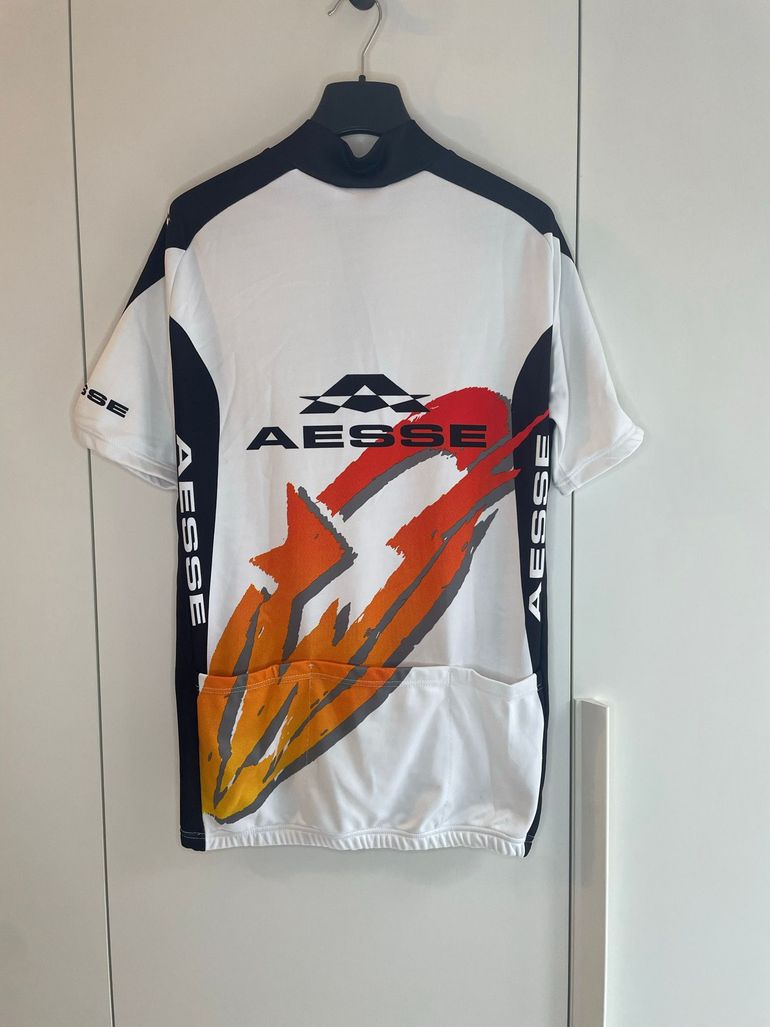 Used Aesse maglia bici ciclismo con tasche bike — image 4 of 14