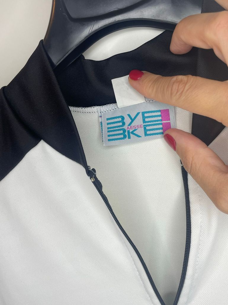 Used Aesse maglia bici ciclismo con tasche bike — image 10 of 14