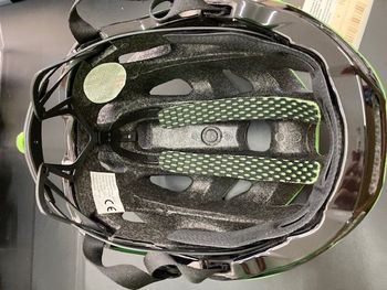 Used Merida Team Road Helmet T52-56 bike — image 4 of 6