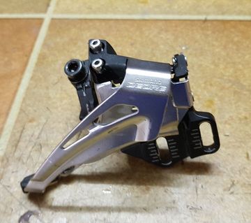 Brugt Shimano Deragliatore Deore per doppia 2018 Drivetrain & Pedals
