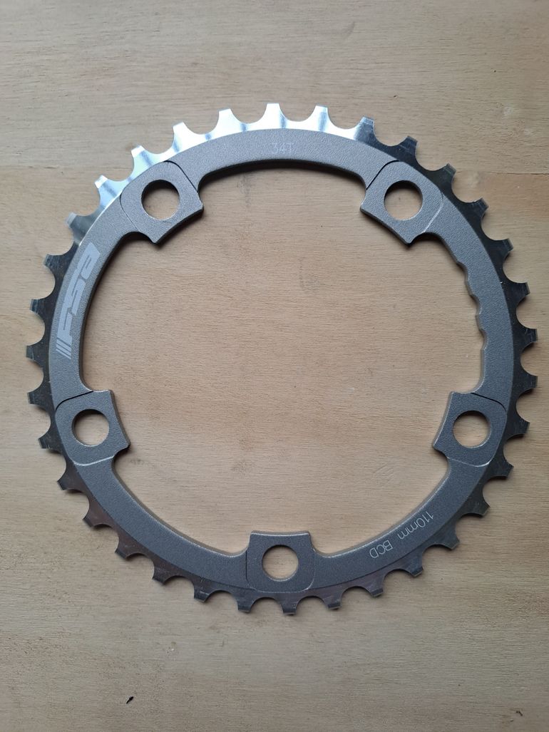 Used Fsa Corona Super Type Campagnolo 11s 34t BCD 110mm bike — image 3 of 4