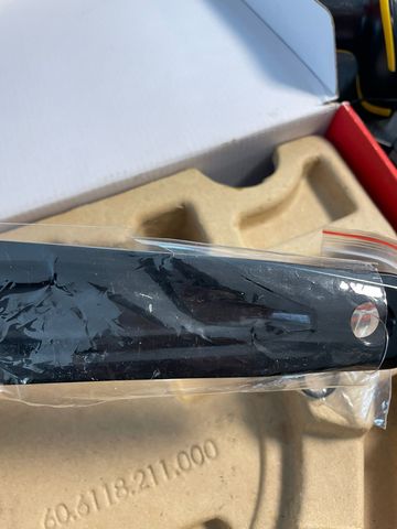 Used Sram Rival AXS Crankset 172.5mm 48-35 12-speed DUB bike — image 8 of 9