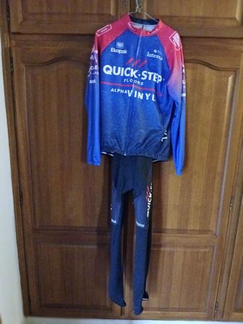 Used Qwic à   vendre   tenue   cycliste   hiver 2025 bike — image 2 of 6