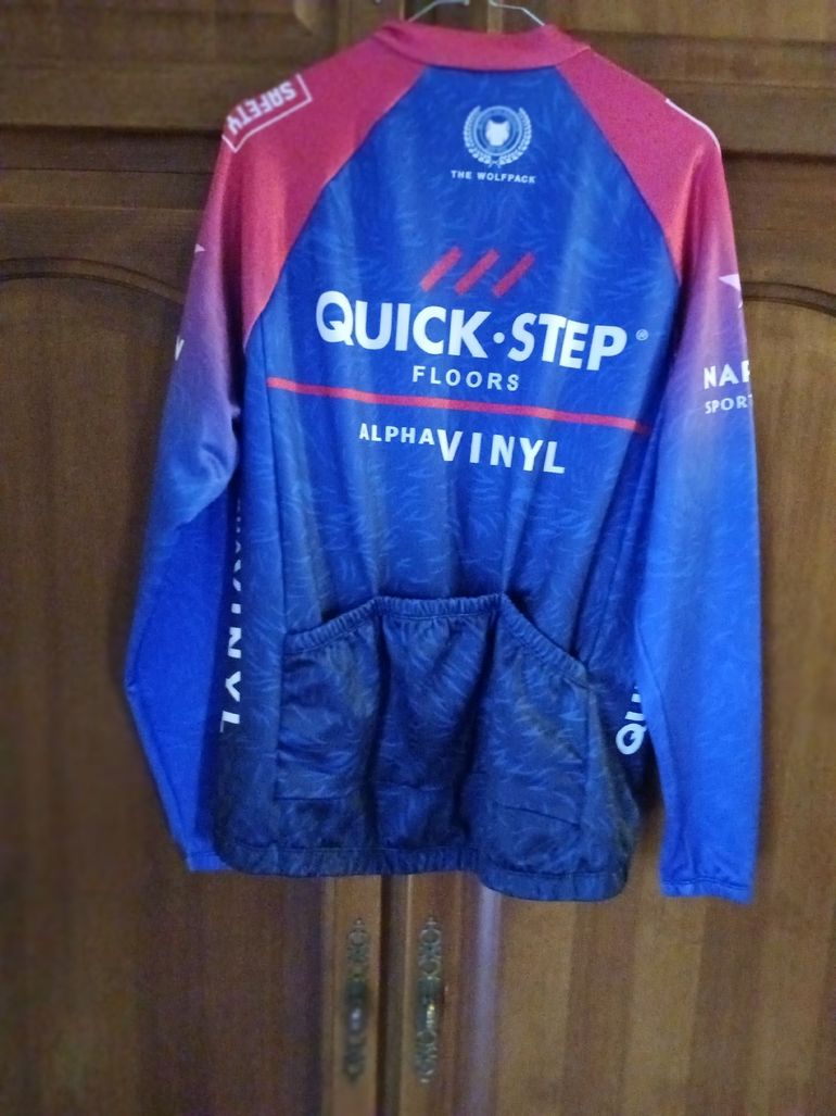 Used Qwic à   vendre   tenue   cycliste   hiver 2025 bike — image 3 of 6