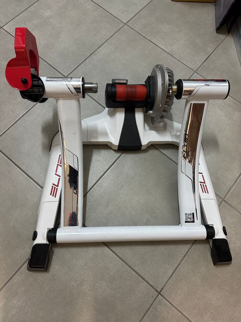 Used Elite Qubo Power Mag Smart B+ Trainer 2022 bike — image 1 of 5