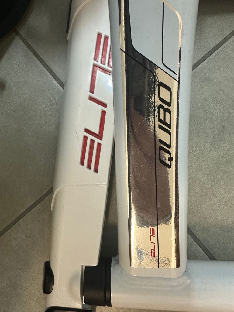 Used Elite Qubo Power Mag Smart B+ Trainer 2022 bike — image 4 of 5