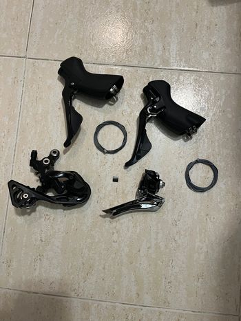 Used Shimano Shimano 105 R7000 Groupset bike — image 1 of 4