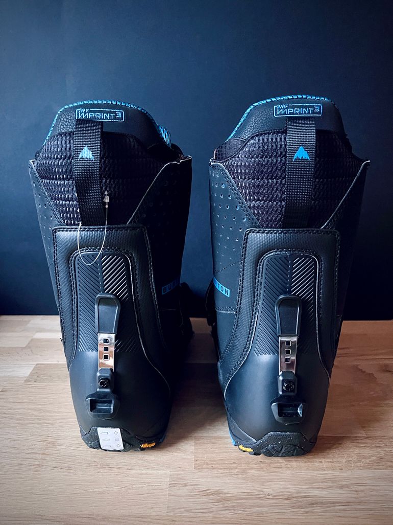 Used Burton Snowboard Boots bike — image 7 of 10