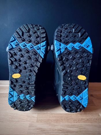 Used Burton Snowboard Boots bike — image 3 of 10