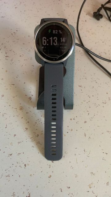 Used 2021 Garmin Vivoactive 4 GPS Smartwatch Electronics