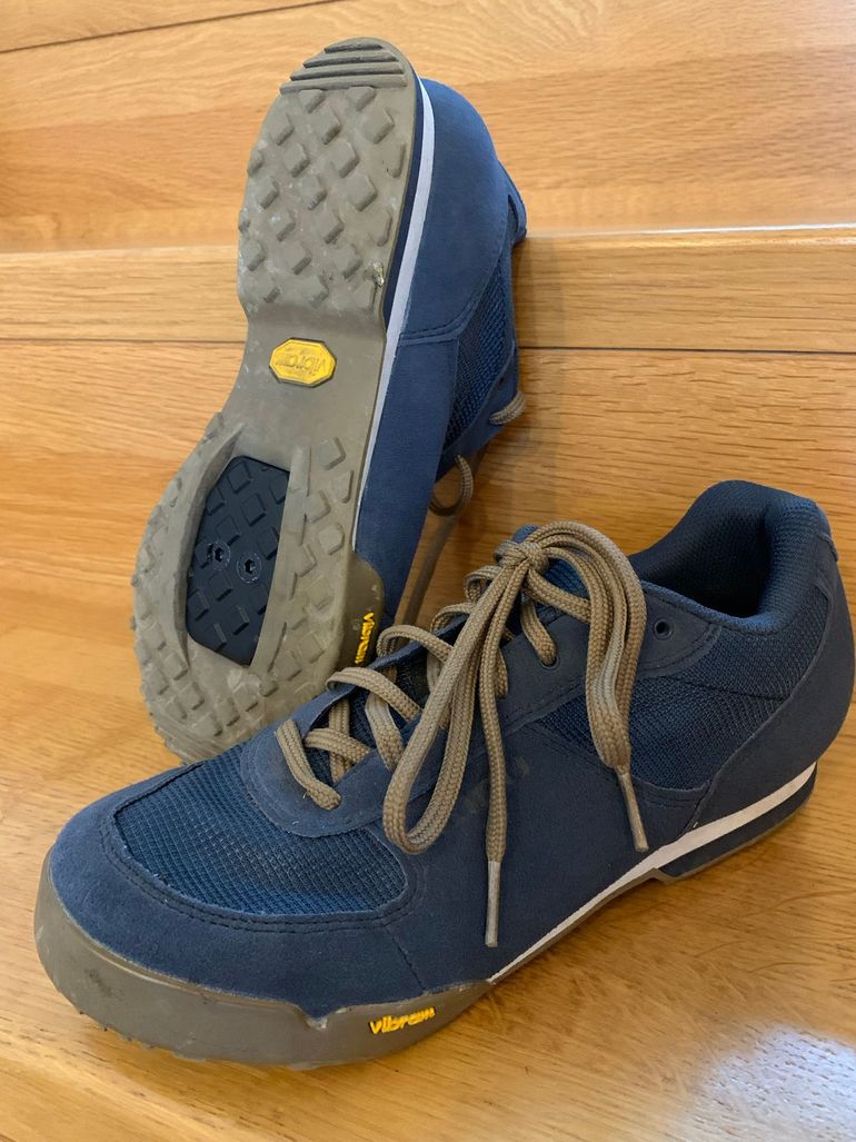 Used 2023 Gravel Schuhe bike — image 1 of 2