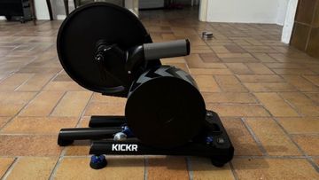 Used Wahoo KICKR Smart Trainer v4.0 2018 bike — image 5 of 9