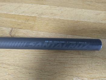 Used Santa Cruz Santa Cruz AM 35 Carbon Handlebar 35mm x 800mm 20mm Rise bike — image 2 of 3
