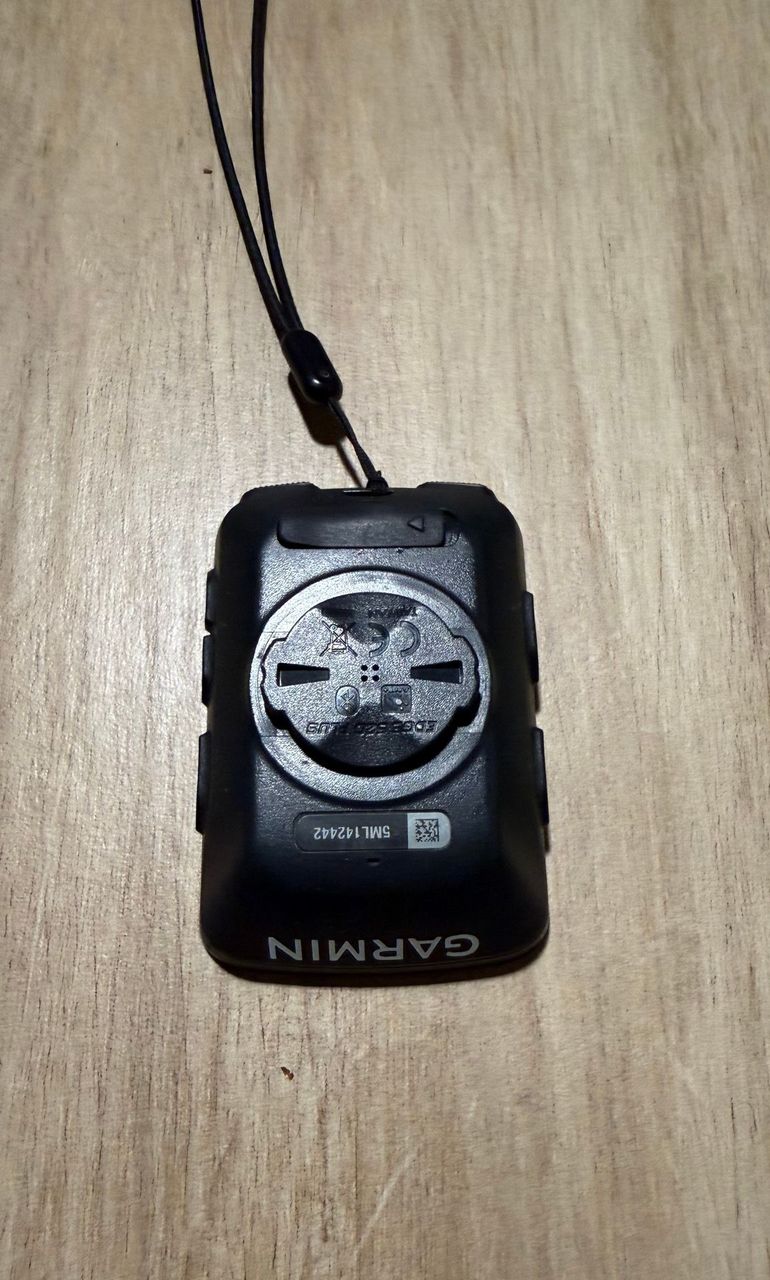 Used Garmin Edge 520 GPS Cycling Computer bike — image 4 of 9