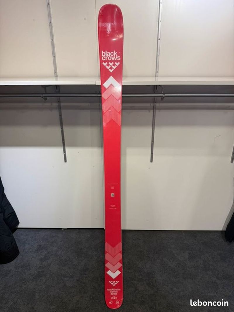 Used Black Crows Blackcrows Camox Birdie 2025 174 cm 2025 Skiing & Skitouring