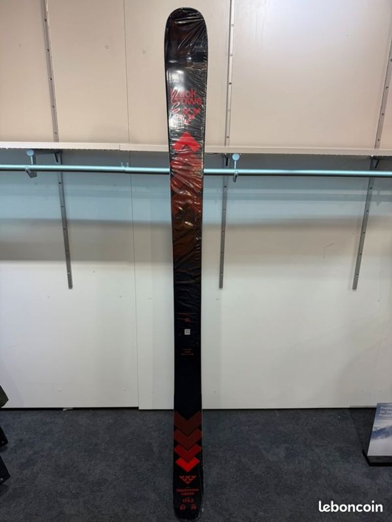Used Black Crows Camox 2025 174cm 2025 Skiing & Skitouring