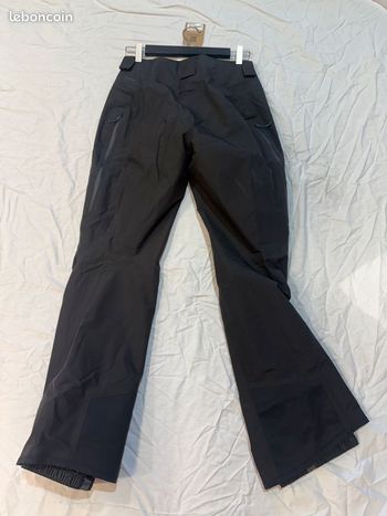 Used Patagonia Powder Town pants bike — image 2 of 3