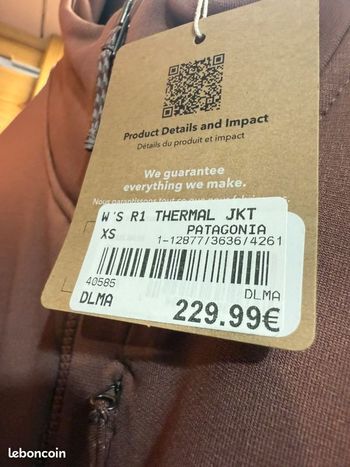 Used Patagonia Women's R1® Thermal Jacket bike — image 3 of 4