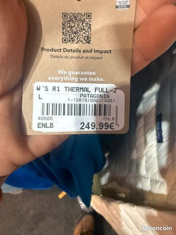 Used Patagonia R1 Thermal Full-Zip bike — image 3 of 3