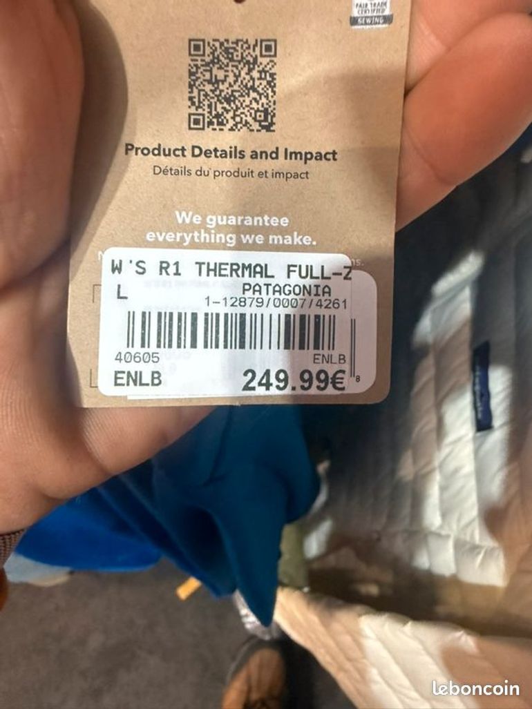 Used Patagonia R1 Thermal Full-Zip bike — image 3 of 3
