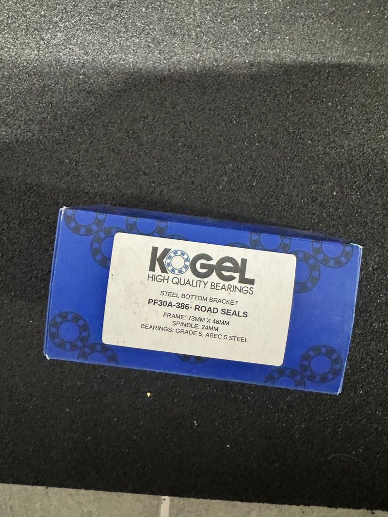 Used kogel PF30A - 386 Bottom Bracket Drivetrain & Pedals