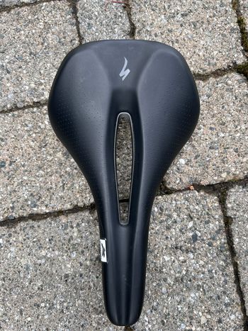 Used Specialized Phenom Saddle bike — image 1 of 3