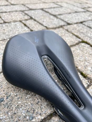 Used Specialized Phenom Saddle bike — image 3 of 3