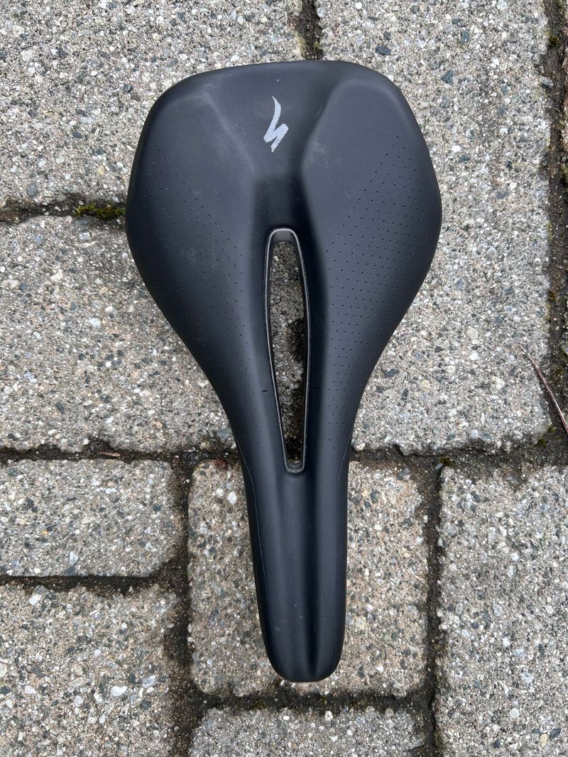 Used Specialized Phenom Saddle Saddles & Seatposts