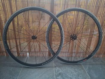 Roues Vélo Route Campagnolo Scirocco - Jante Aluminium 35 Mm, Rayonnage G3 - Occasion