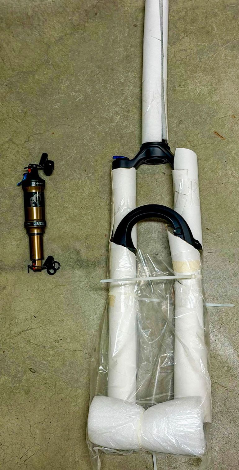 Used 2024 NEW Take-Off: FOX Factory 34 SC/SL GRIP SL 29” 120/44 + FOX Float SL Factory (Cannondale Scalpel 2024+) bike — image 8 of 9