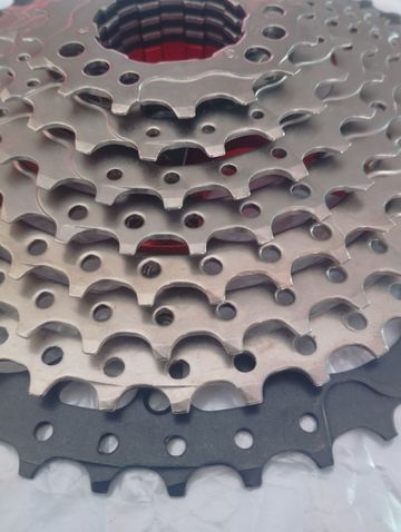 Used Viaron 10 speed cassette bike — image 2 of 5