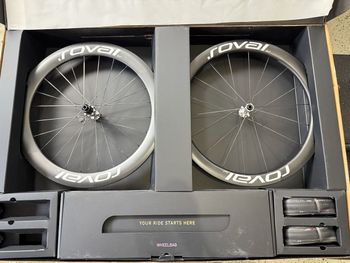 Used Roval Rapide CLX II Team Wheelset 2025 bike — image 2 of 10