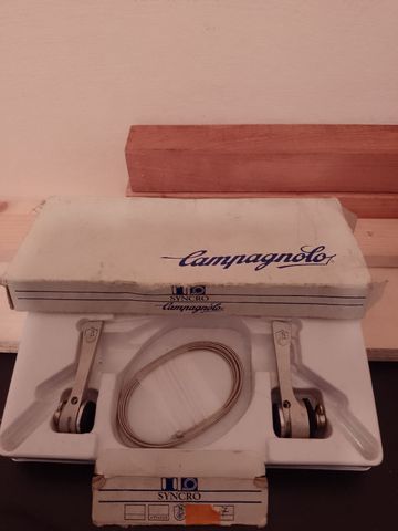 Brugt Campagnolo C-Record 6/ sincro7 Drivetrain & Pedals