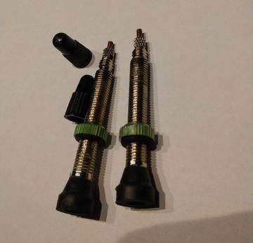 Cannondale WTB TCS Tyres & Tubes usato