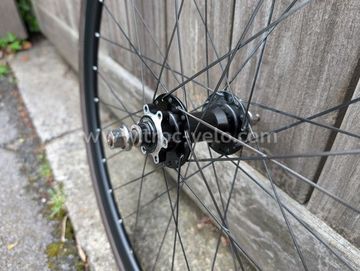 Dt Swiss RR521/Novatec/Cx Ray bike d'occasion — image 3 sur 8