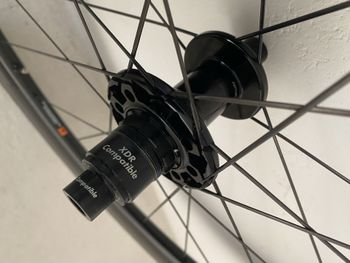 Used 2025 Giant SLR 1 50 Disc Carbon Wheelset 28" bike — image 13 of 16