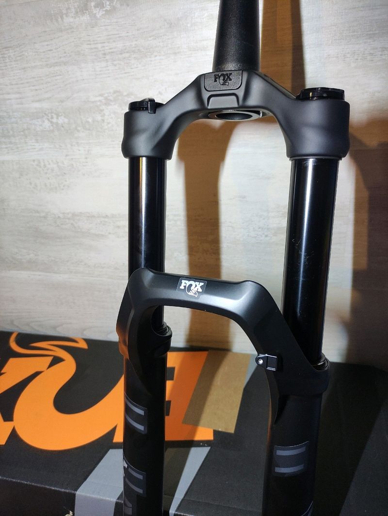 Used Fox Float Awl 140 Rail 2023 bike — image 3 of 9
