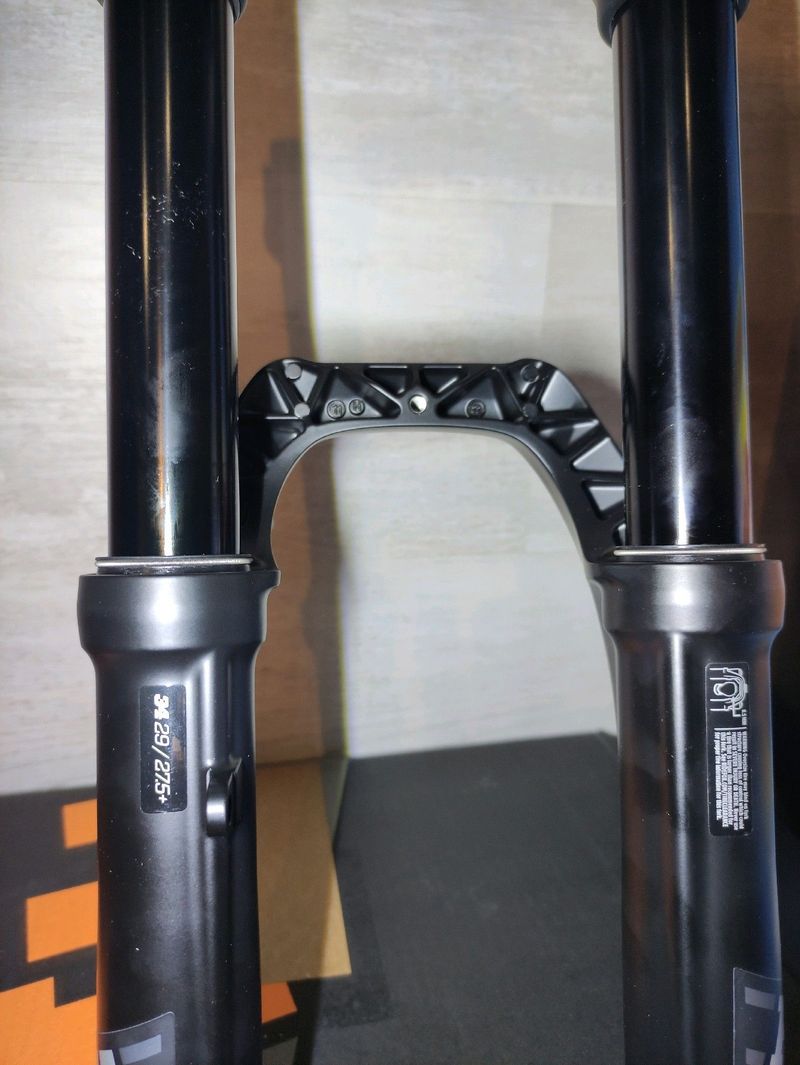 Used Fox Float Awl 140 Rail 2023 bike — image 4 of 9