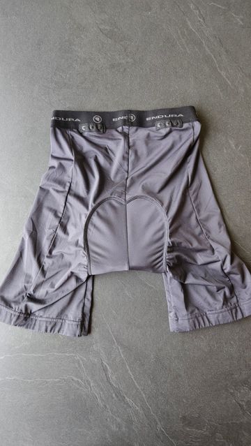 Used Endura Bibshort 2024 bike — image 2 of 3