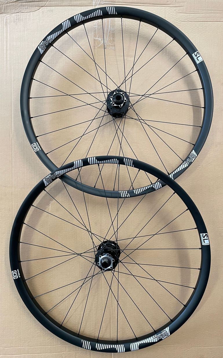 E*Thirteen TRS Race SL Carbon bike usato — immagine 2 di 5