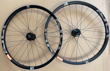 Gebrauchtes E*Thirteen TRS Race SL Carbon Wheels