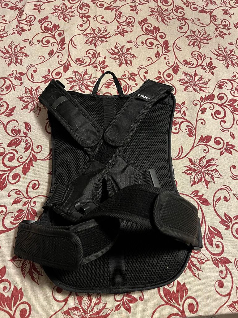 Used Cube Pure 4 Backpack bike — image 3 of 7