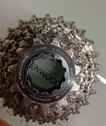 Used Shimano Ultegra CS-6800 11-speed 11-25T Cassette bike — image 3 of 5