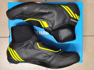 Used Shimano RW5 RW500 Winter SPD-SL Shoes Size 44 bike — image 2 of 8
