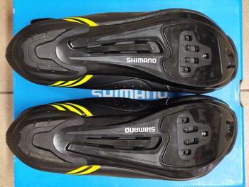 Used Shimano RW5 RW500 Winter SPD-SL Shoes Size 44 bike — image 6 of 8
