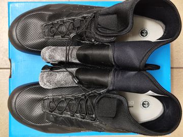 Used Shimano RW5 RW500 Winter SPD-SL Shoes Size 44 bike — image 7 of 8