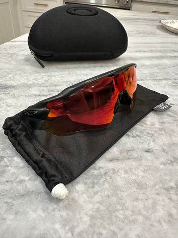 Used 2024 Oakley Radar EV bike — image 2 of 6