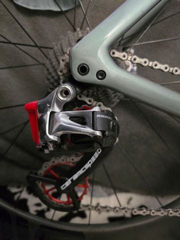 Used Sram Red Etap 11-speed Groupset bike — image 5 of 27