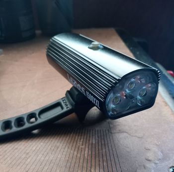 Lezyne, Super Drive 1500XL Front Light