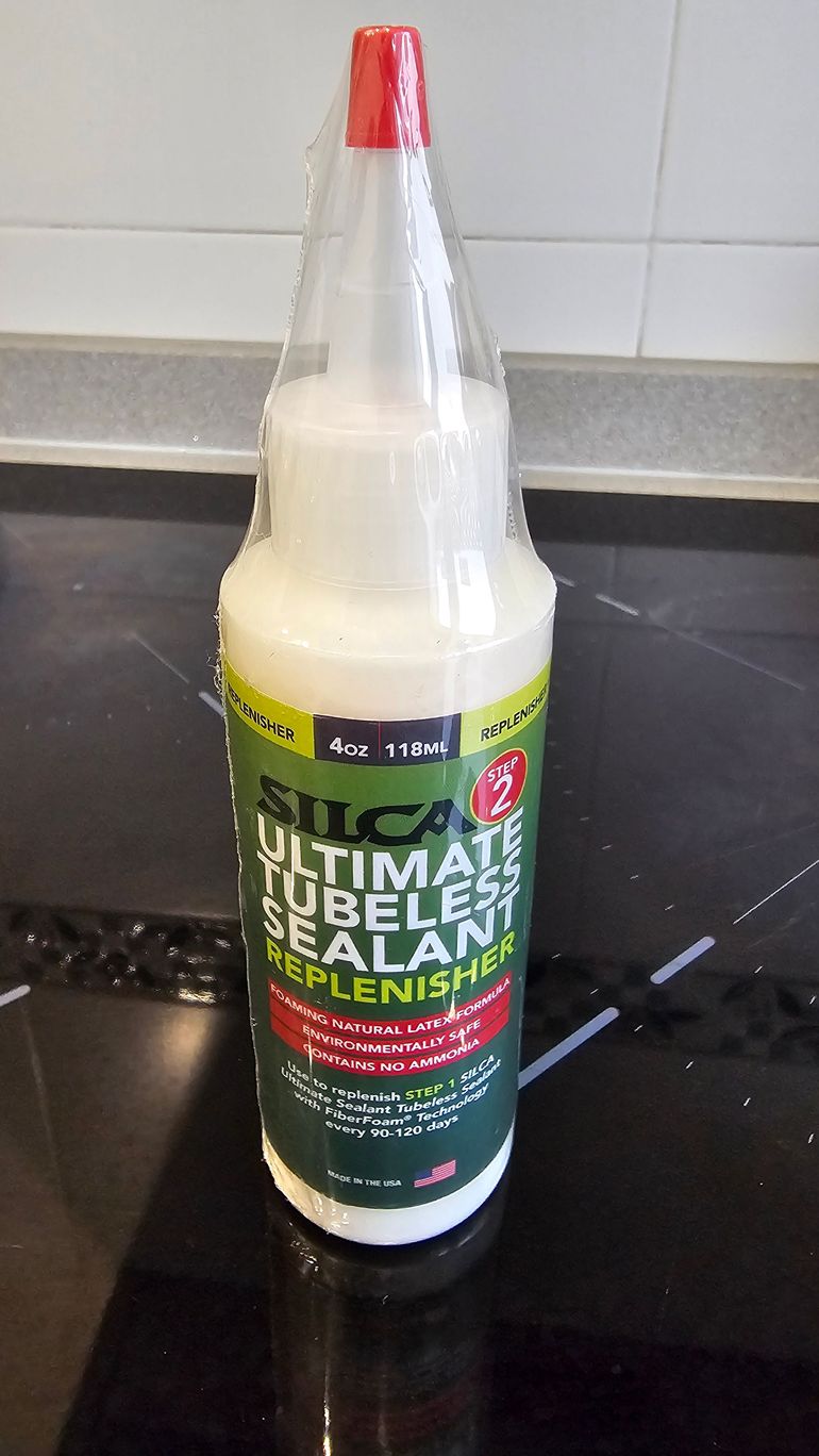 Used Silca Ultimate Tubeless Sealant Replenisher bike — image 1 of 2